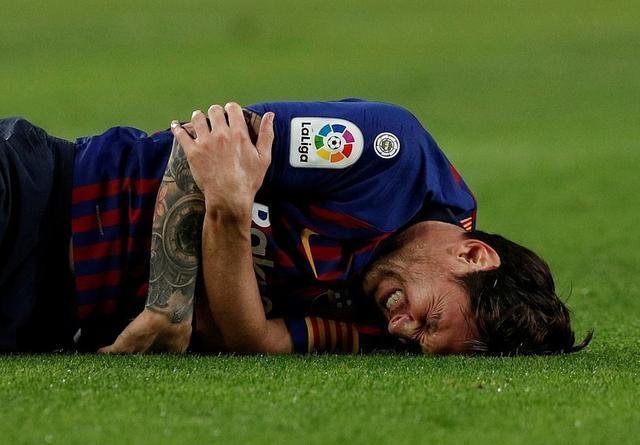  范迪克肩伤无碍可出战德比  