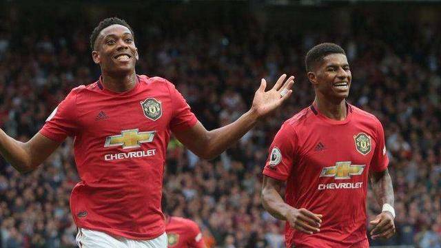  曼联旧将弑旧主掀波澜  