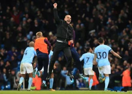  伯恩茅斯补时绝杀，惊险拿下宝贵三分保希望  